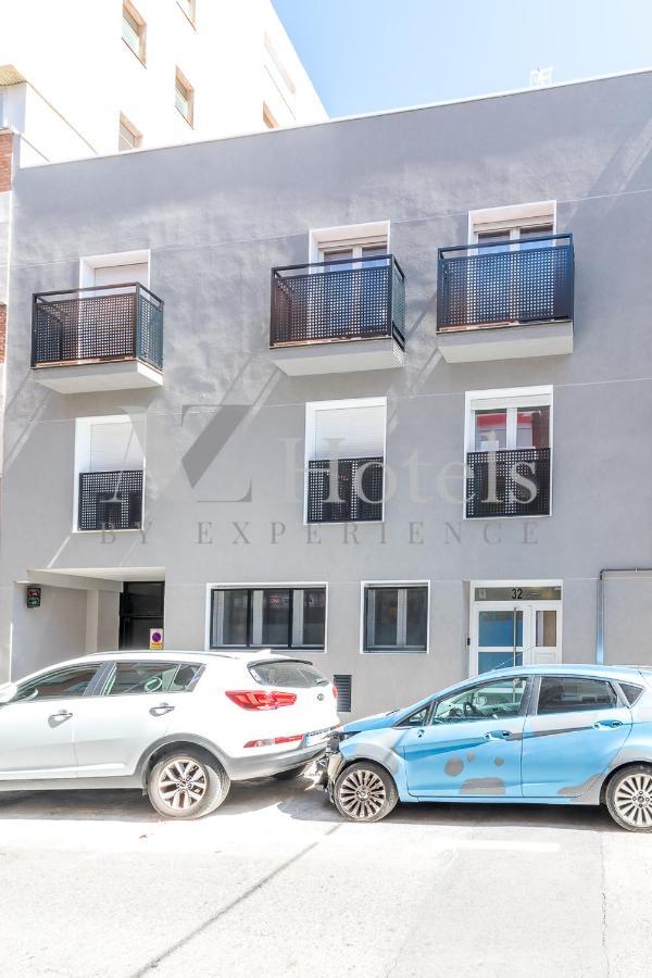 Ayz Villegas - Auto Check-In Property Madrid Exteriör bild