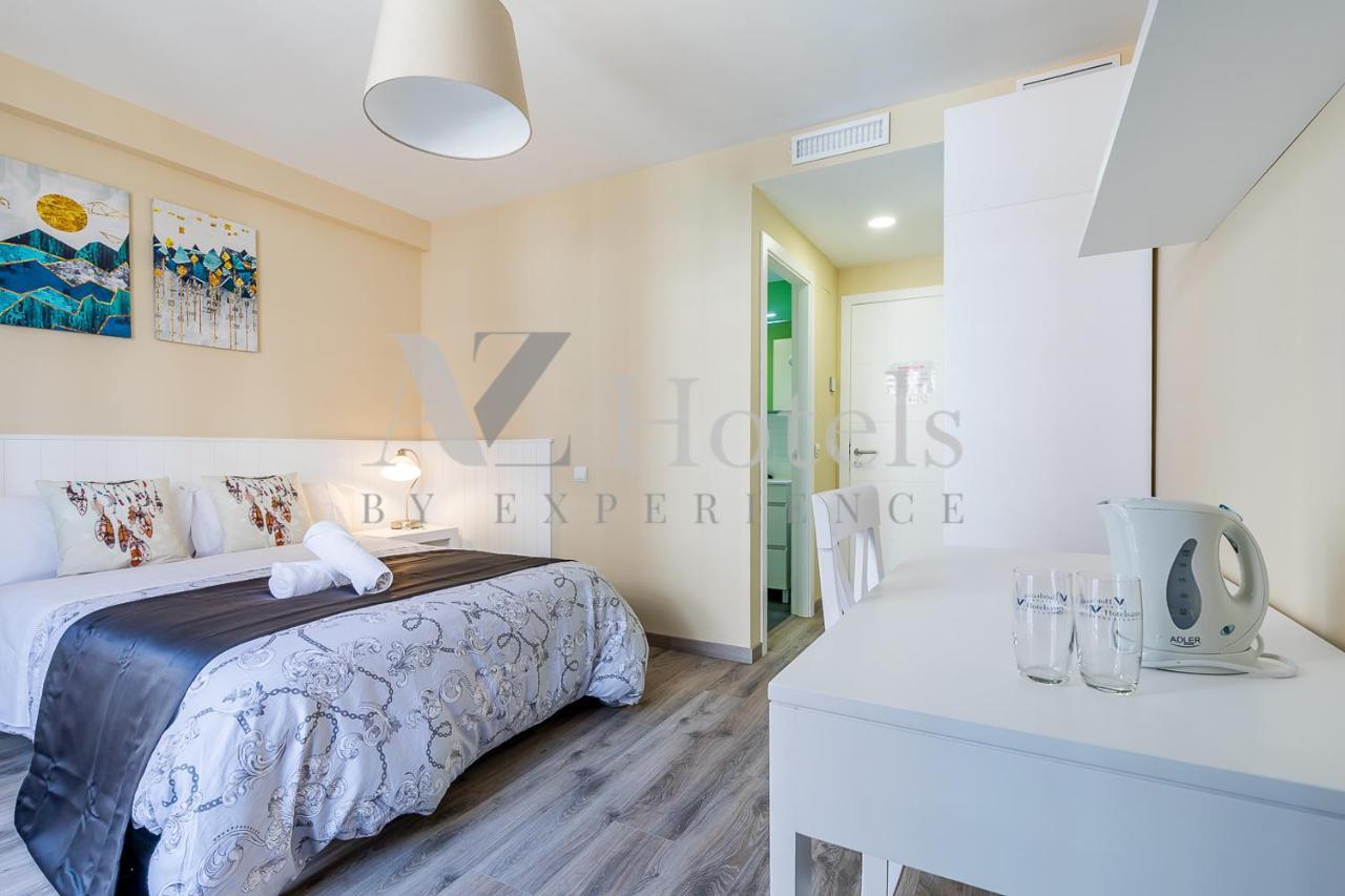 Ayz Villegas - Auto Check-In Property Madrid Exteriör bild